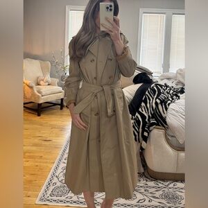 Burberry Vintage Trench